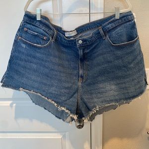 Abercrombie and Fitch The Mom Jean Shorts